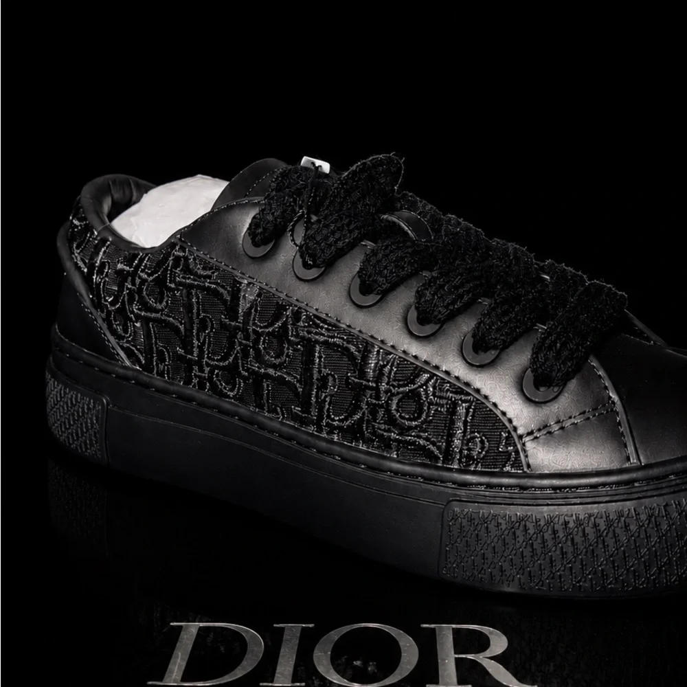 Dior Black Embossed Low-Top Sneaker - Picture 2 of 3